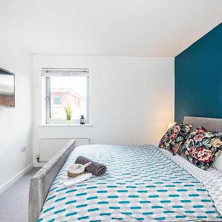 Bow Wharf Apartments Londra Exterior foto